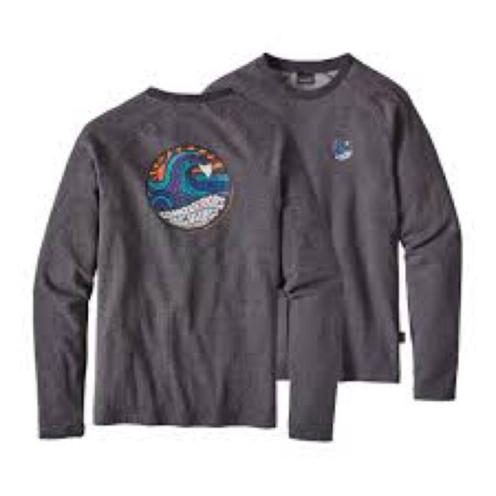 Patagonia lightweight Organic Cotton Crew Gray Sweatshirt with Wave Graphic